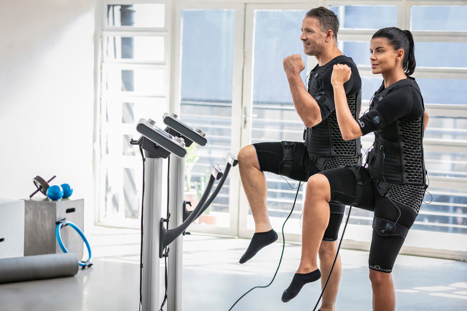 Treino - Caramp_MIHA_Bodytec_Carlos_Karol_Máquinas_84